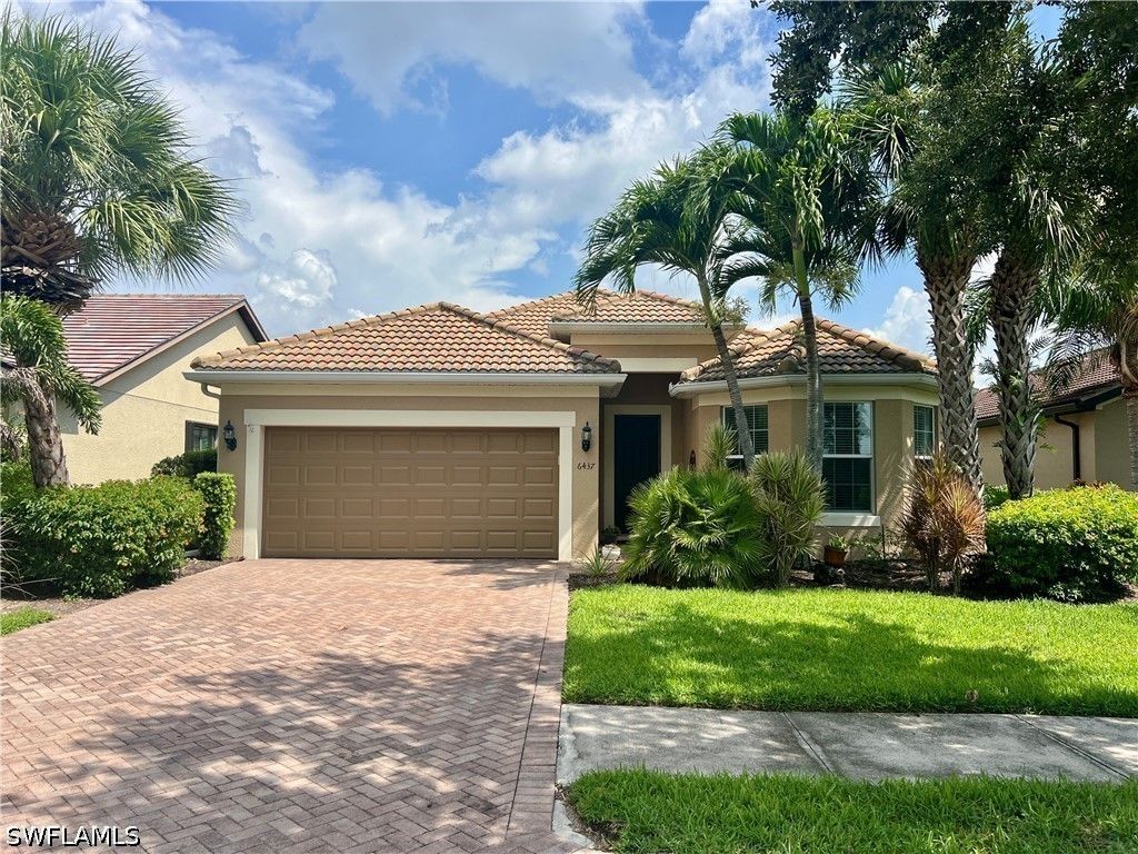 6437 Liberty St, Ave Maria