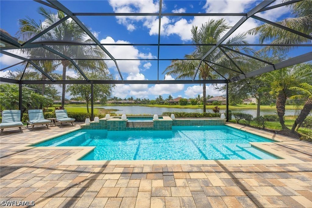9446 Lagomar Ct, Naples