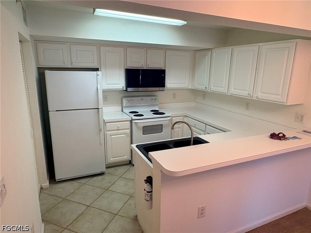 4127 Residence Dr 415, Fort Myers