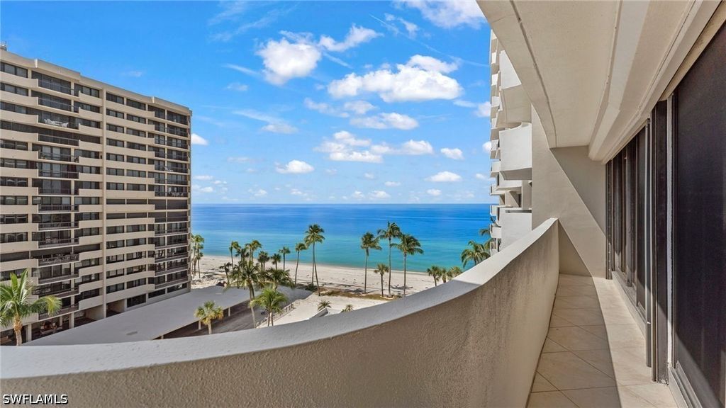 4005 Gulf Shore Blvd N 700, Naples