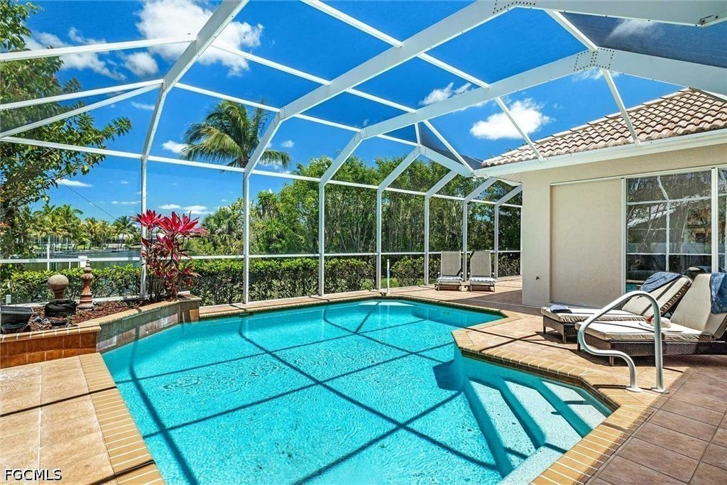 2601 Sw 39th Ter, Cape Coral