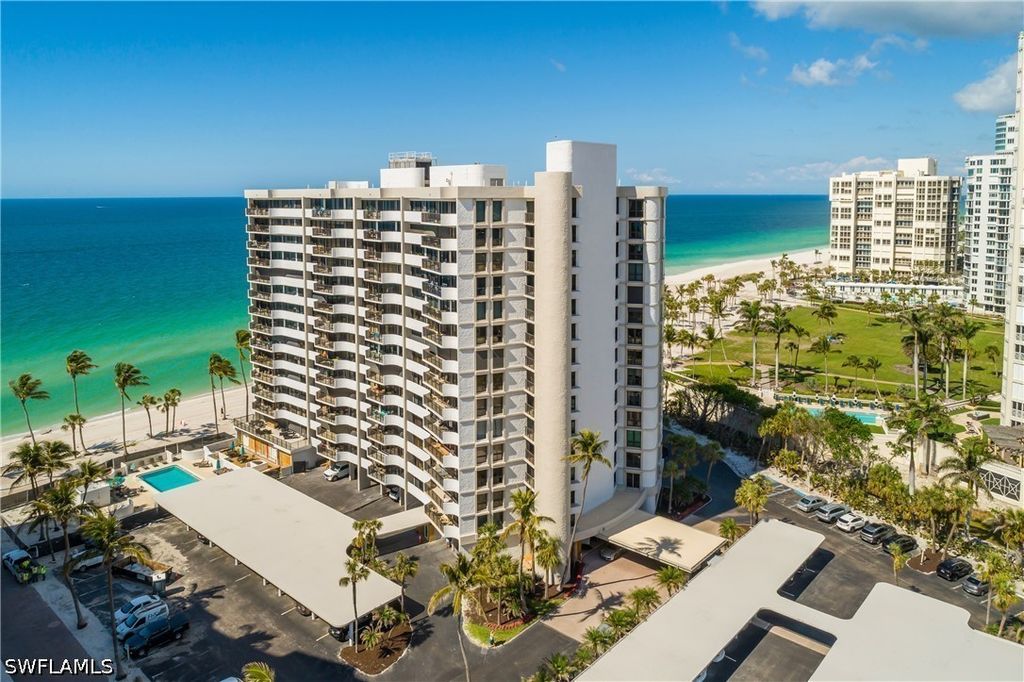 4005 Gulf Shore Blvd N 605, Naples