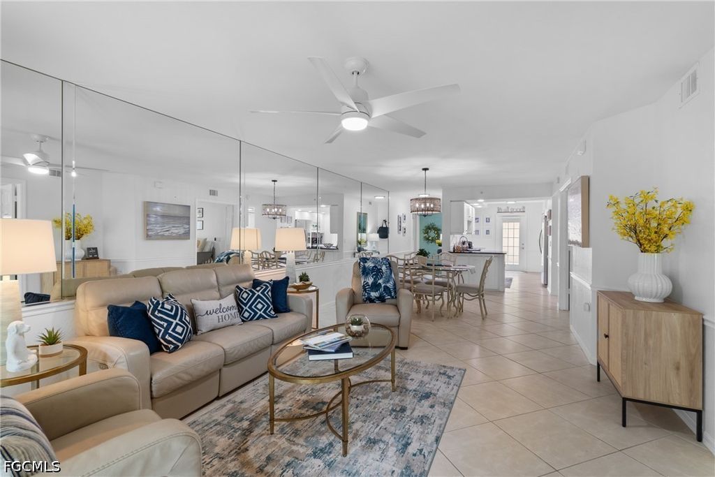 15525 Cedarwood Ln 101, Naples