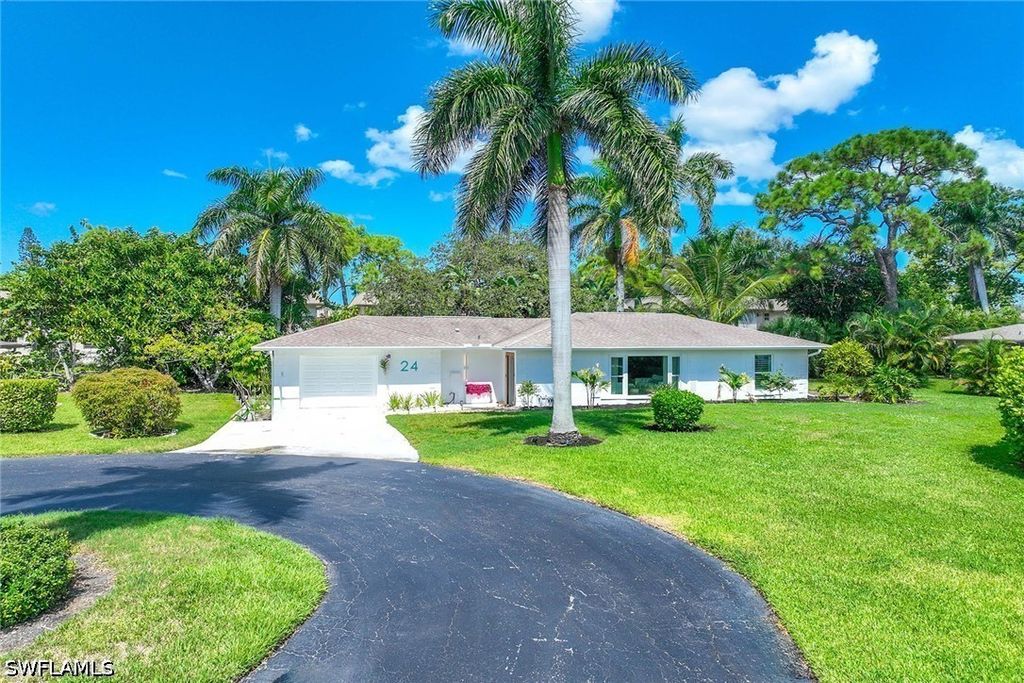 24 Rivard Rd, Naples