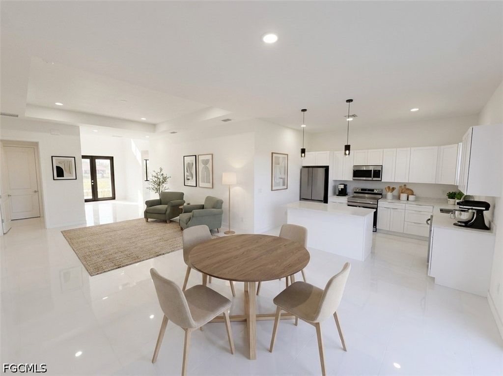 3032 Nw 41st Ave, Cape Coral