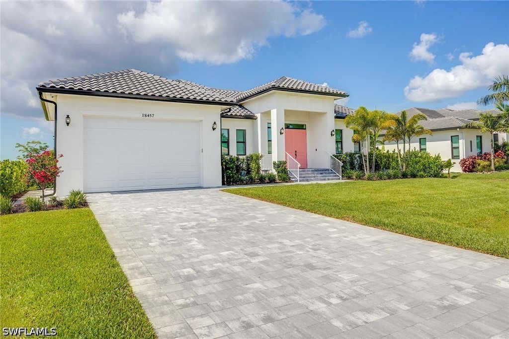 18457 Royal Hammock Blvd, Naples