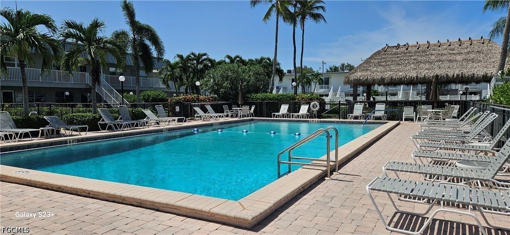 6777 Winkler Rd 266, Fort Myers
