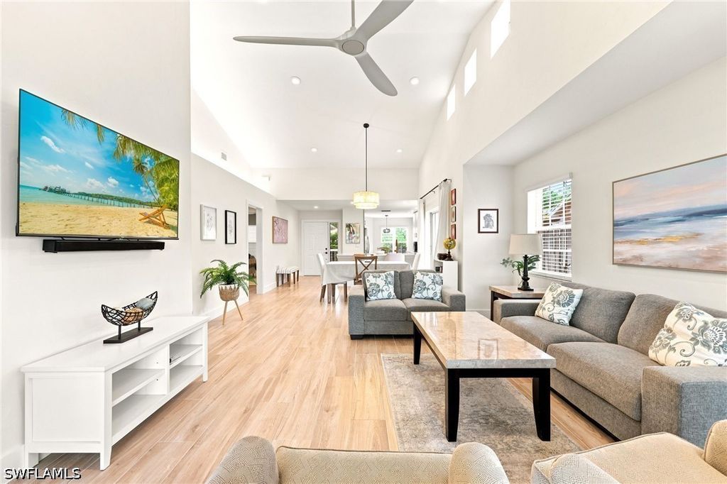 2604 Sailors Way 120, Naples