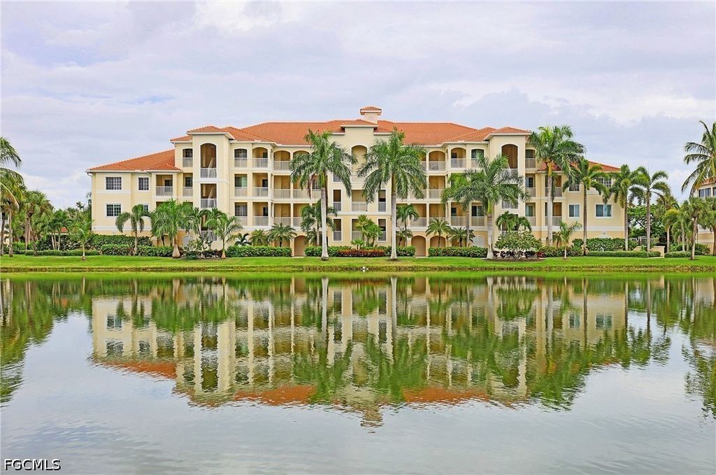 20061 Sanibel View Cir 204, Fort Myers