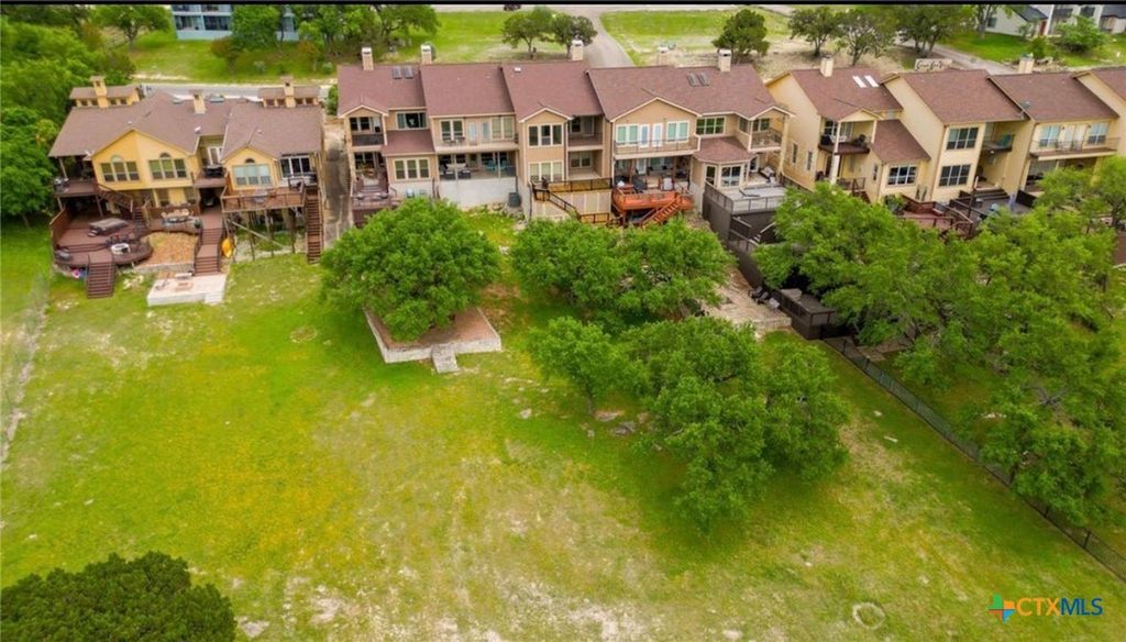 976 Parkview Drive, Canyon Lake