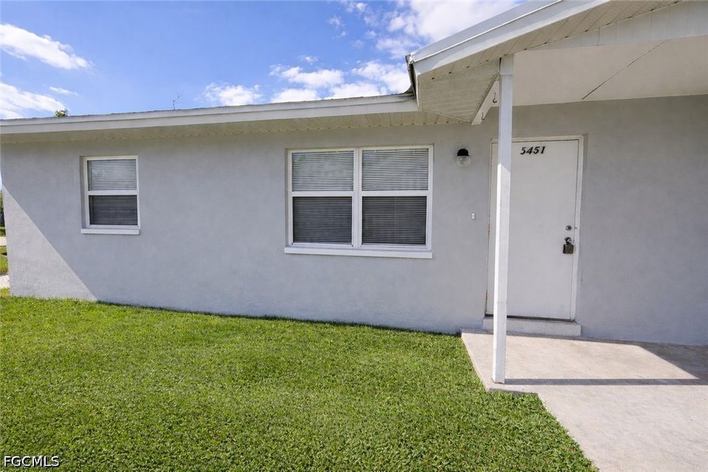 5451 11th Ave, Fort Myers