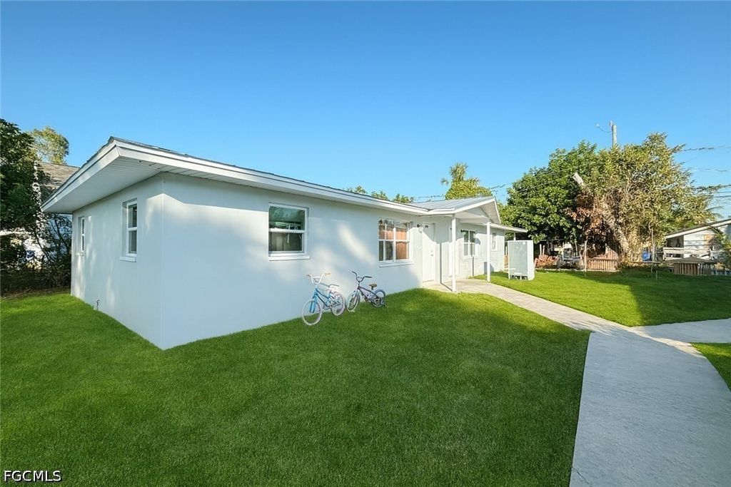 5453 11th Ave, Fort Myers