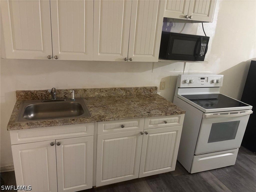 923 Sunrise Blvd, Lehigh Acres