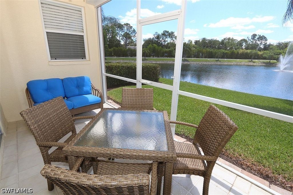 3250 Cypress Glen Way 403, Naples