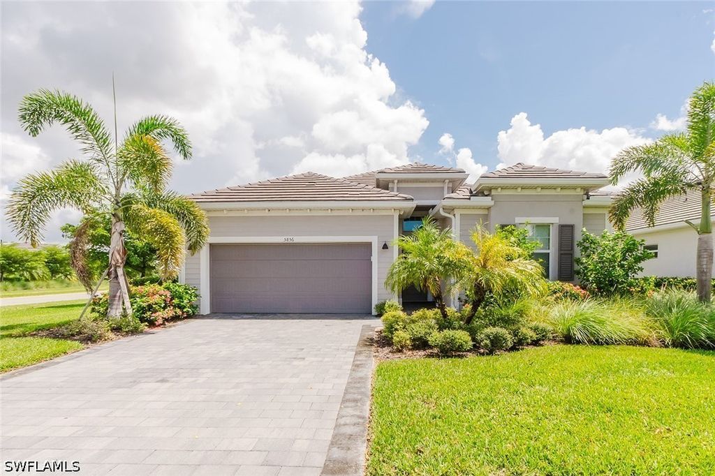 5856 Sunningdale St, Ave Maria