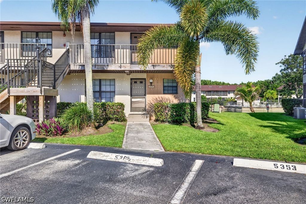 5365 Treetops Dr S206, Naples
