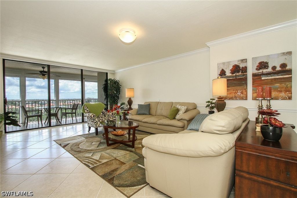 4401 Gulf Shore Blvd N E-908, Naples