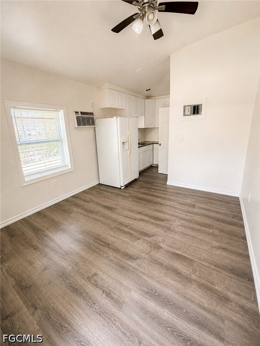 1189 N Tamiami Trl, North Fort Myers