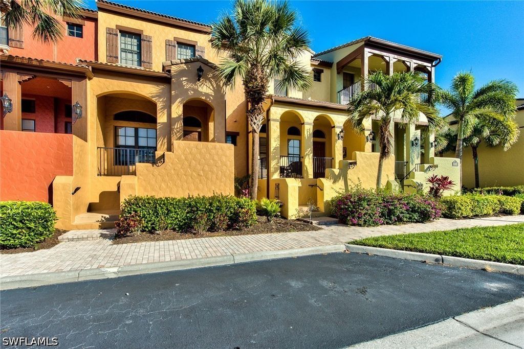 9102 Capistrano St S 7209, Naples