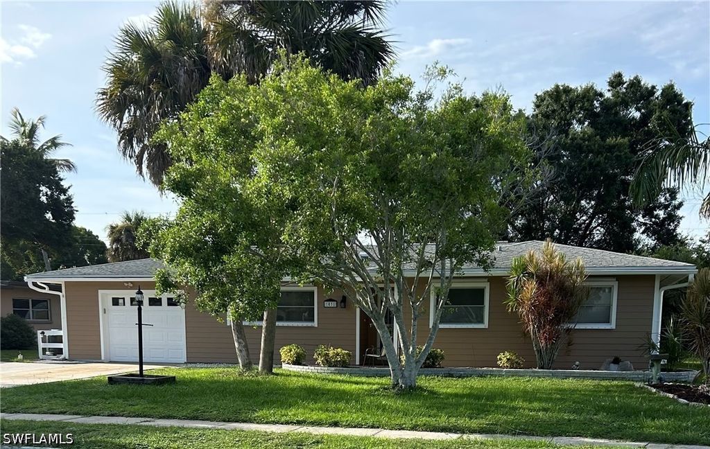 1031 El Mar Ave, Fort Myers