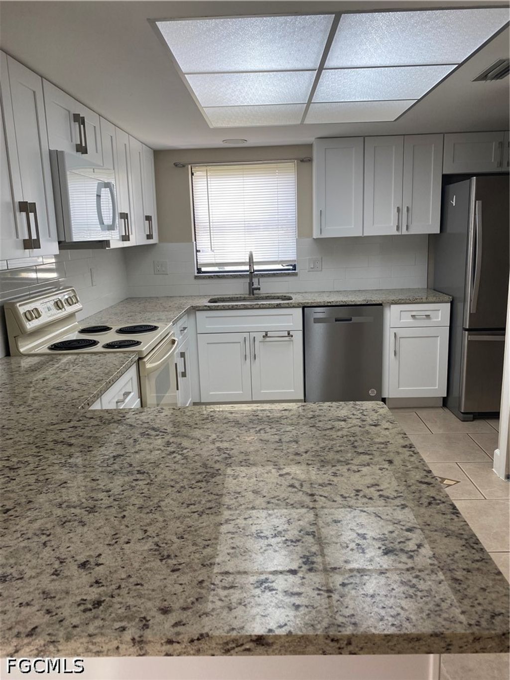 15370 Transit Ct 106, North Fort Myers