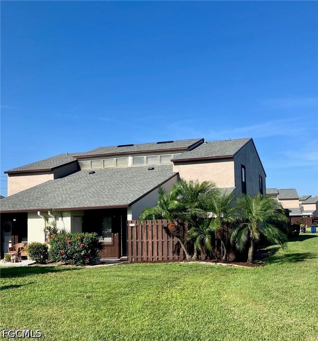 12963 Elm Creek Ct, Fort Myers