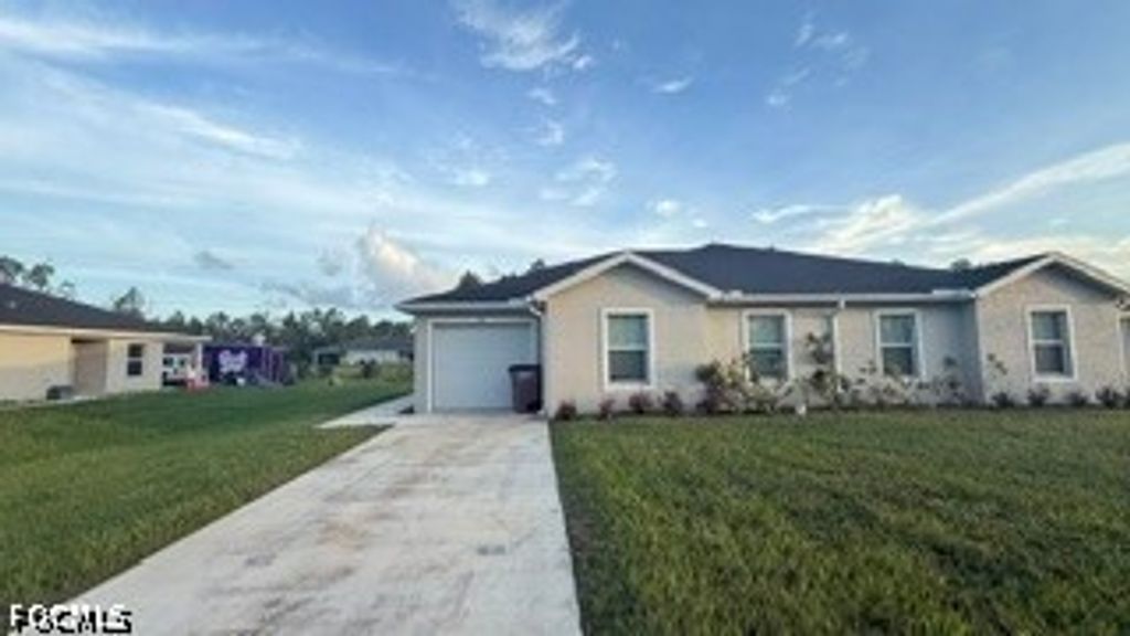 361 Greenbriar Blvd, Lehigh Acres