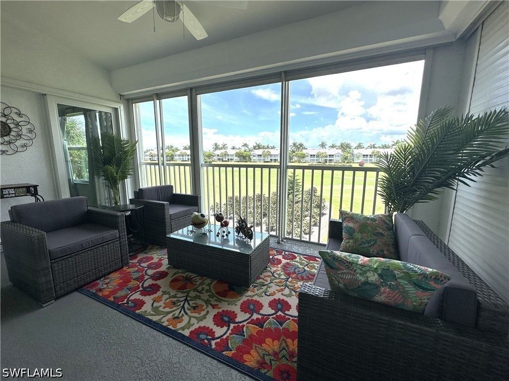 5944 Sand Wedge Ln 1108, Naples