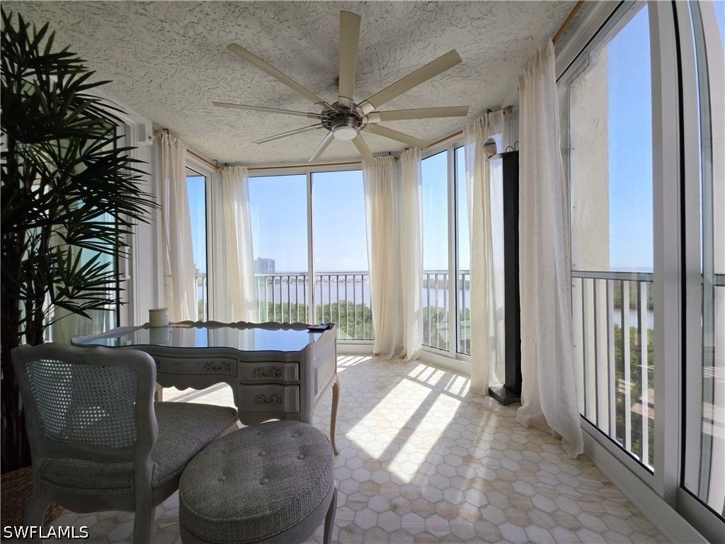 5550 Heron Point Dr 903, Naples
