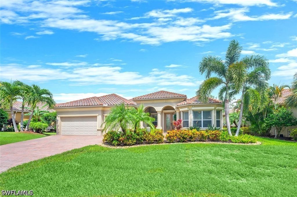 21093 Torre Del Lago St, Estero