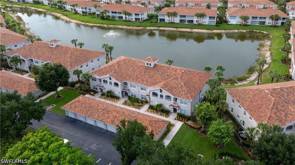 3029 Driftwood Way 3303, Naples