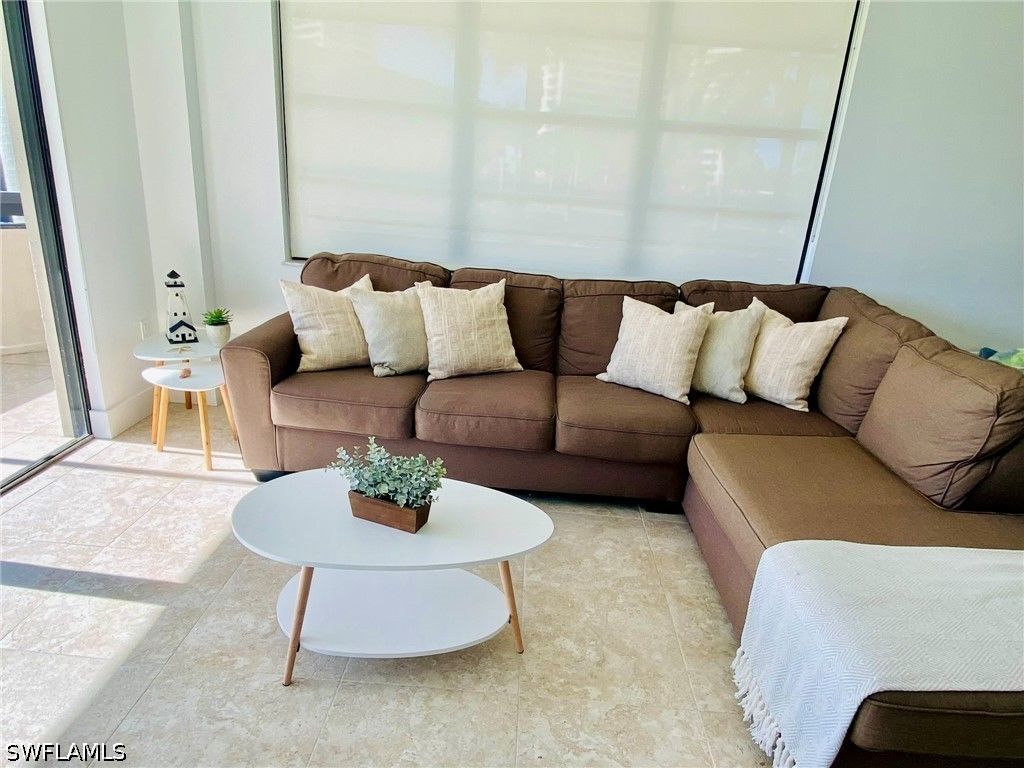 601 Seaview Ct C-208, Marco Island