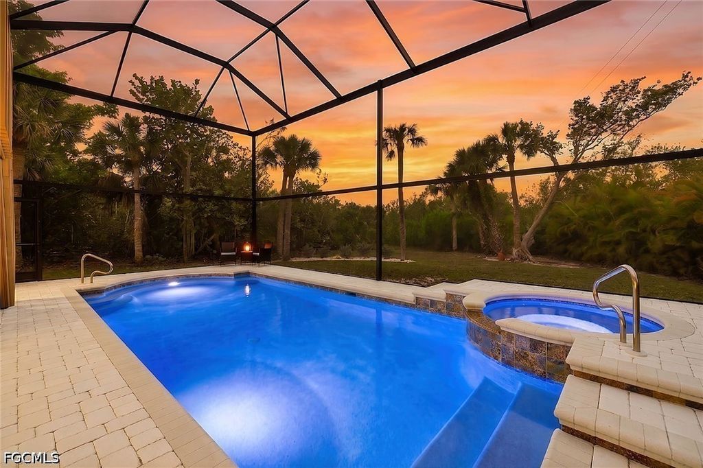 2130 Sunset Cir, Sanibel