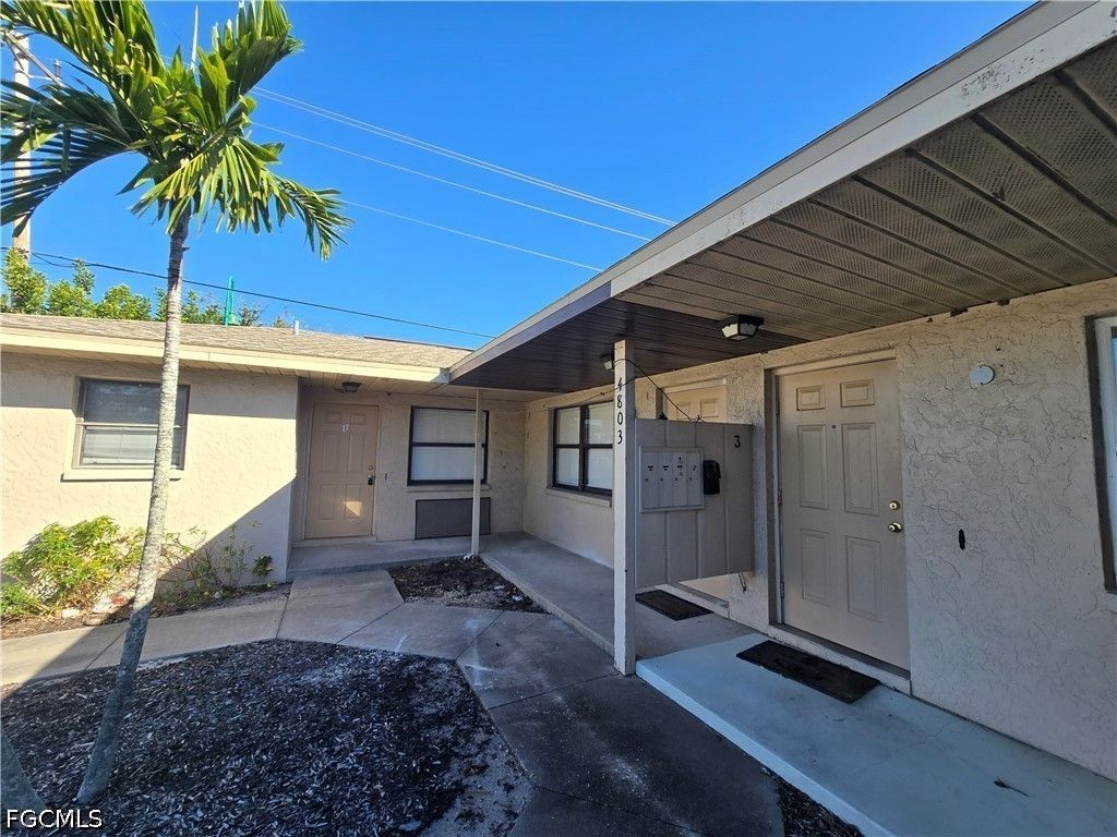 4803 Triton Ct E 1, Cape Coral