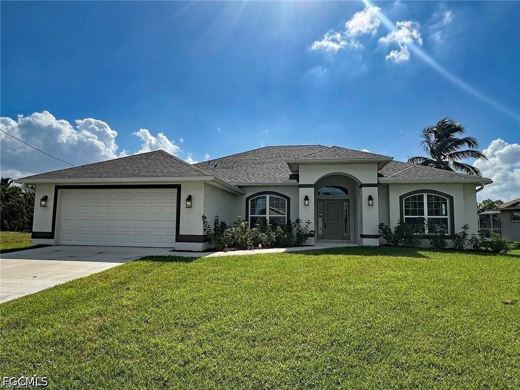 410 Se 1st Ter, Cape Coral