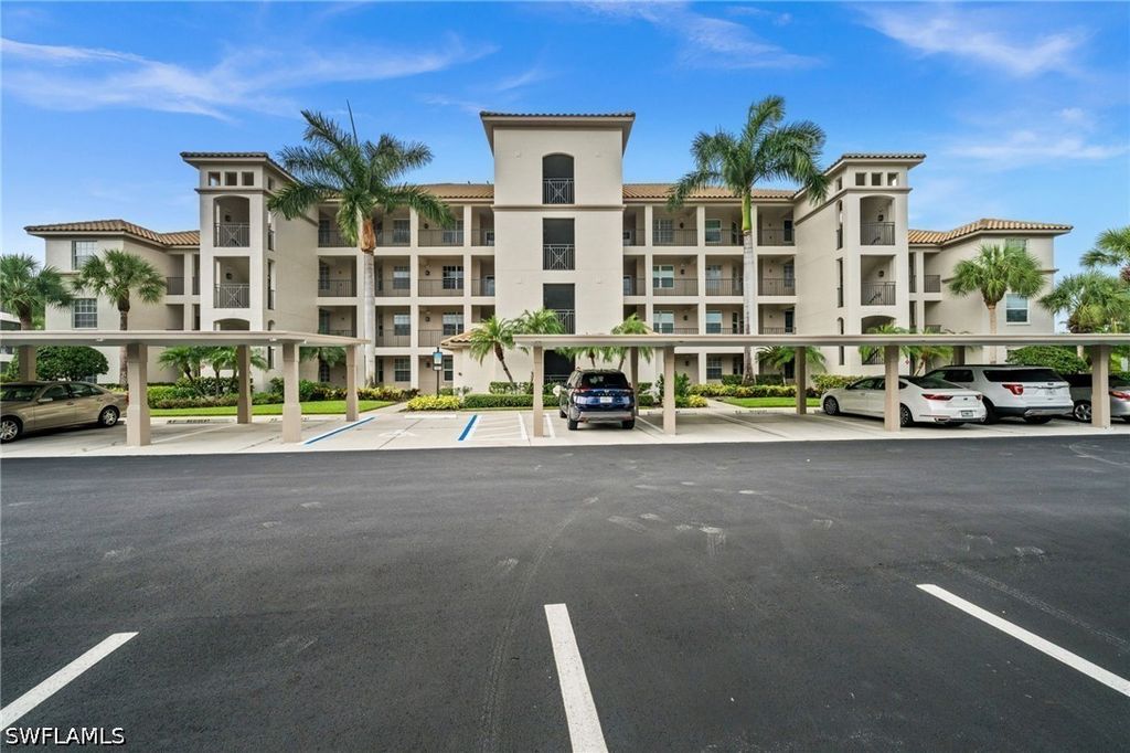 4670 Turnberry Lake Dr 305, Estero