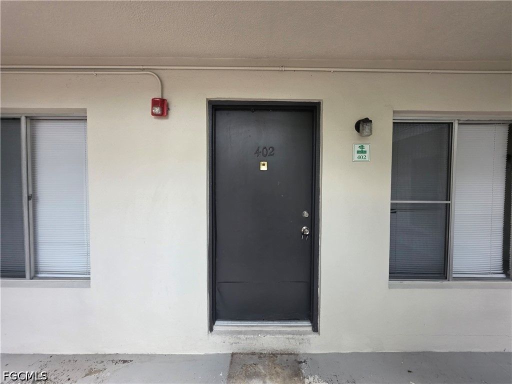 1830 Maravilla Ave 402, Fort Myers