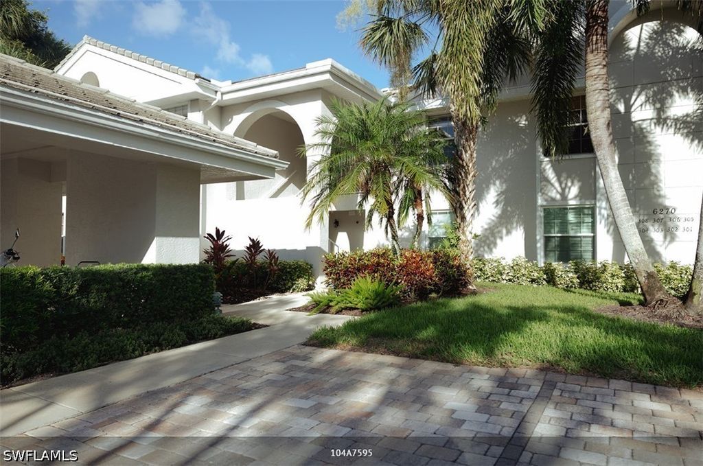 6270 Bellerive Ave 303, Naples
