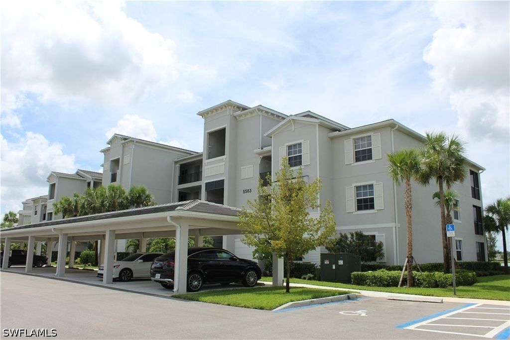 5583 Double Eagle Cir 4128, Ave Maria