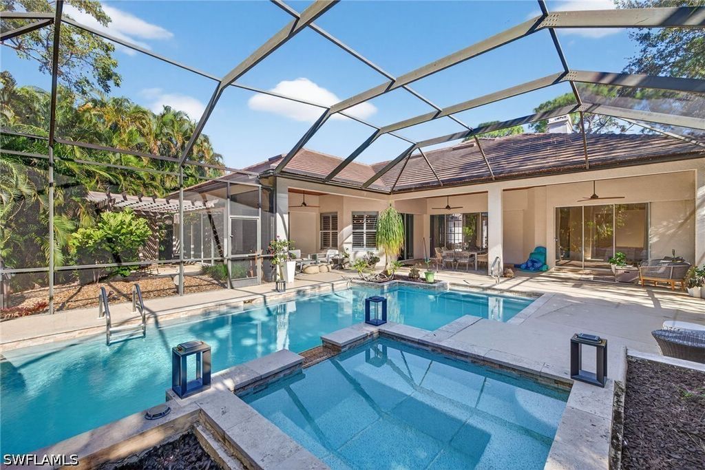 2229 Goshawk Ct, Naples
