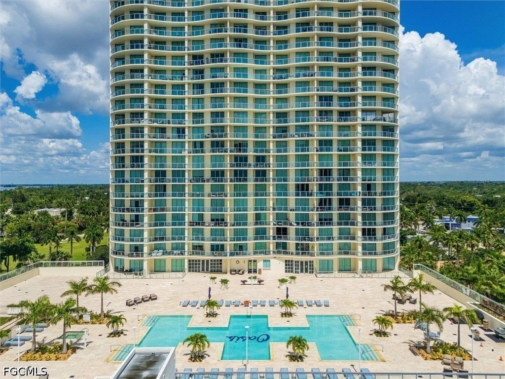 3000 Oasis Grand Blvd Mph3, Fort Myers