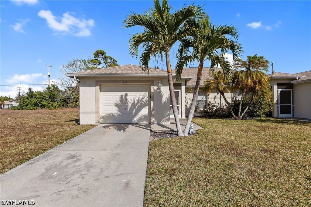 845 Se 8th Ter, Cape Coral
