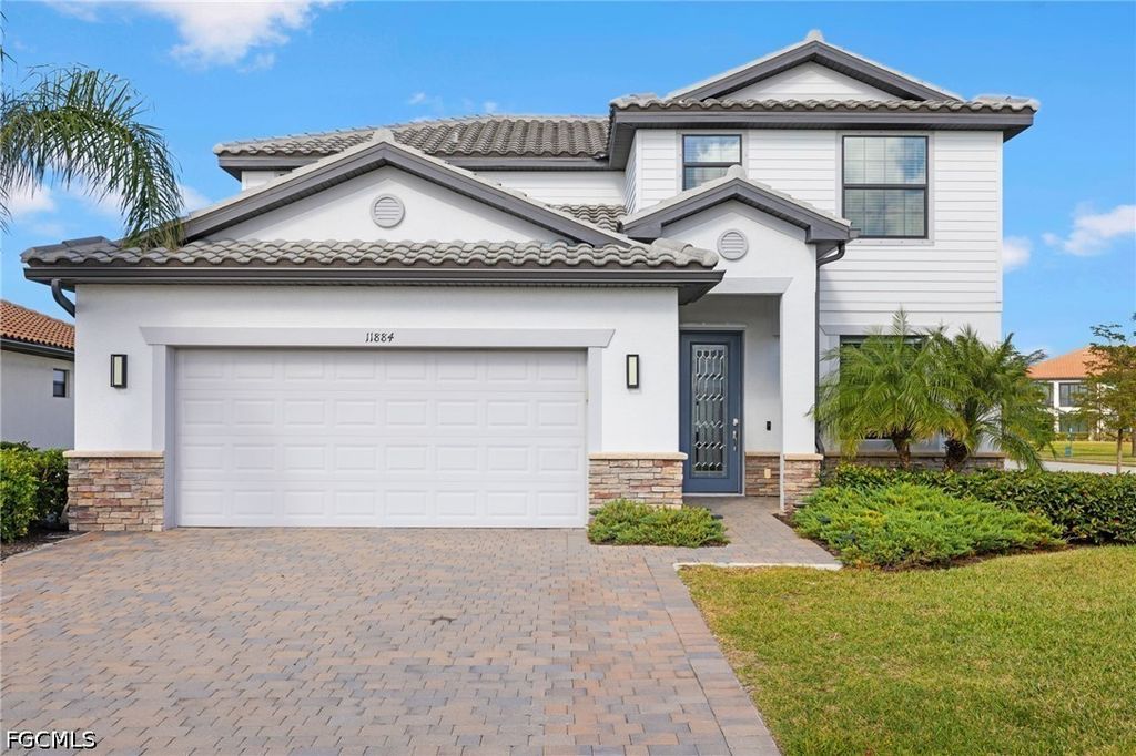 11884 Arbor Trace Dr, Fort Myers