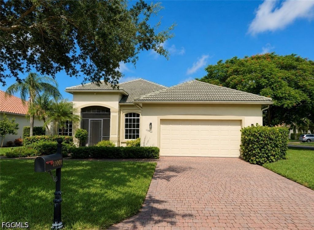 11001 Sea Tropic Ln, Fort Myers