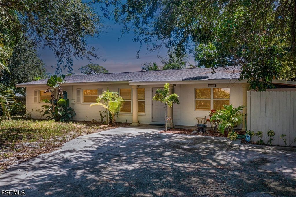 18597 Marco Blvd, Fort Myers