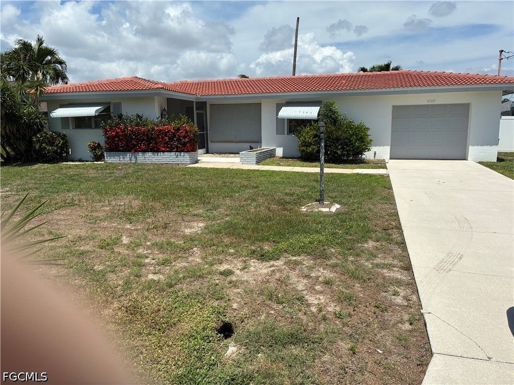3709 Se 17th Pl, Cape Coral