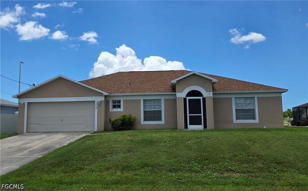 1014 Nw 31st Pl, Cape Coral
