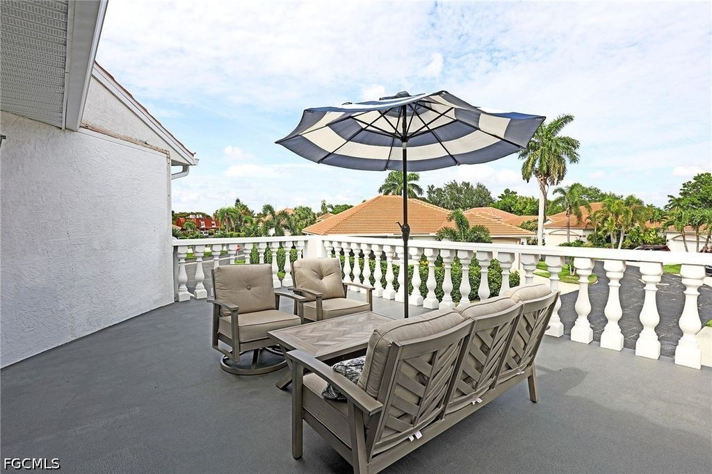 11921 Seabreeze Cv Ln 208, Fort Myers