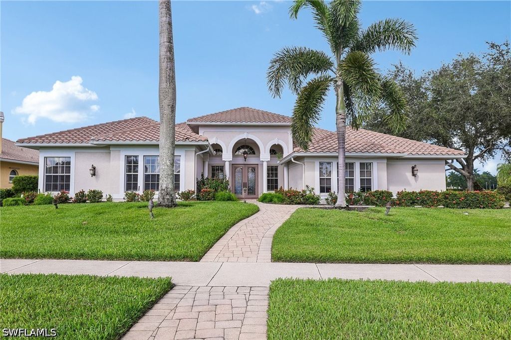 8868 Lely Island Cir, Naples