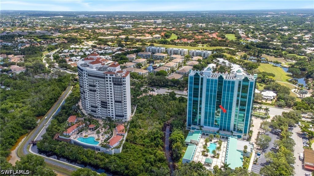 7515 Pelican Bay Blvd 5b, Naples